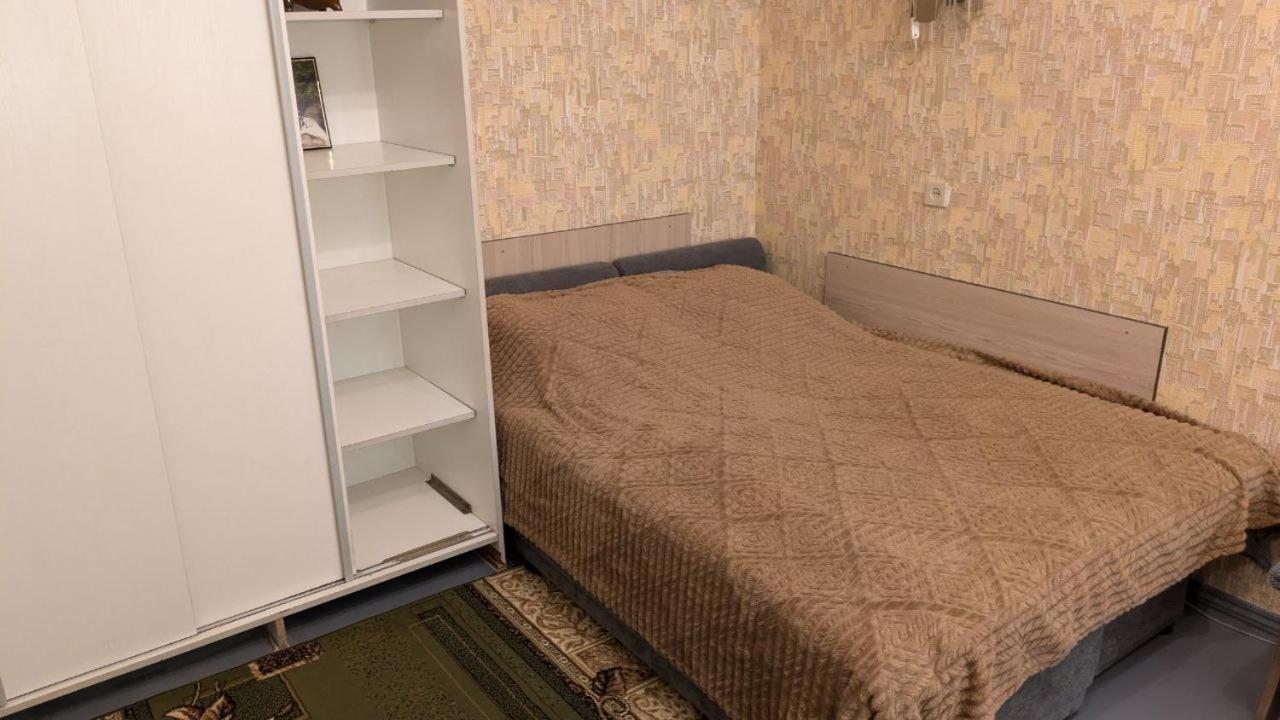 Квартира Біля Парку На Княгині Ольги 13 روفنو المظهر الخارجي الصورة